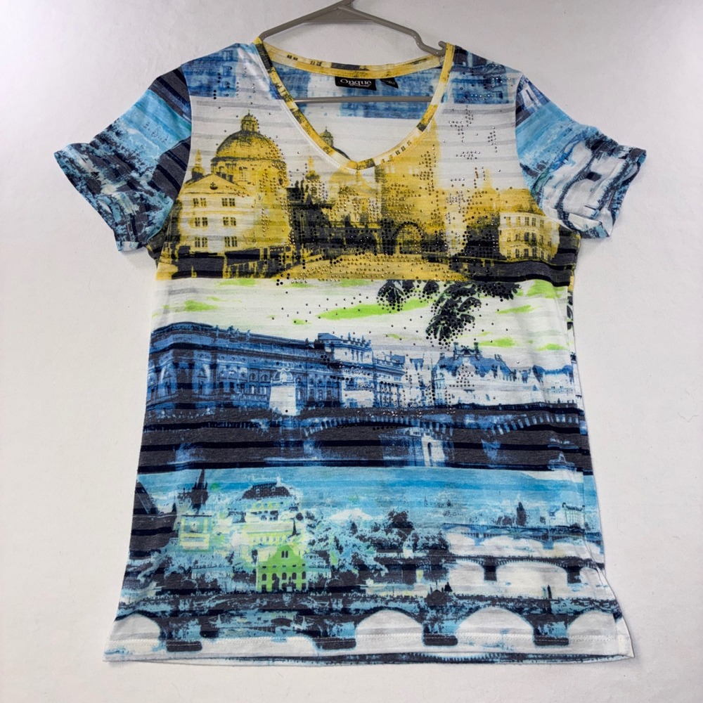 570 Art to Wear Onque Casual T-Shirt S Blue Yellow Rhinestone Cityscape Graphic